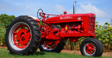 farmall-tractor-wallpaper-11